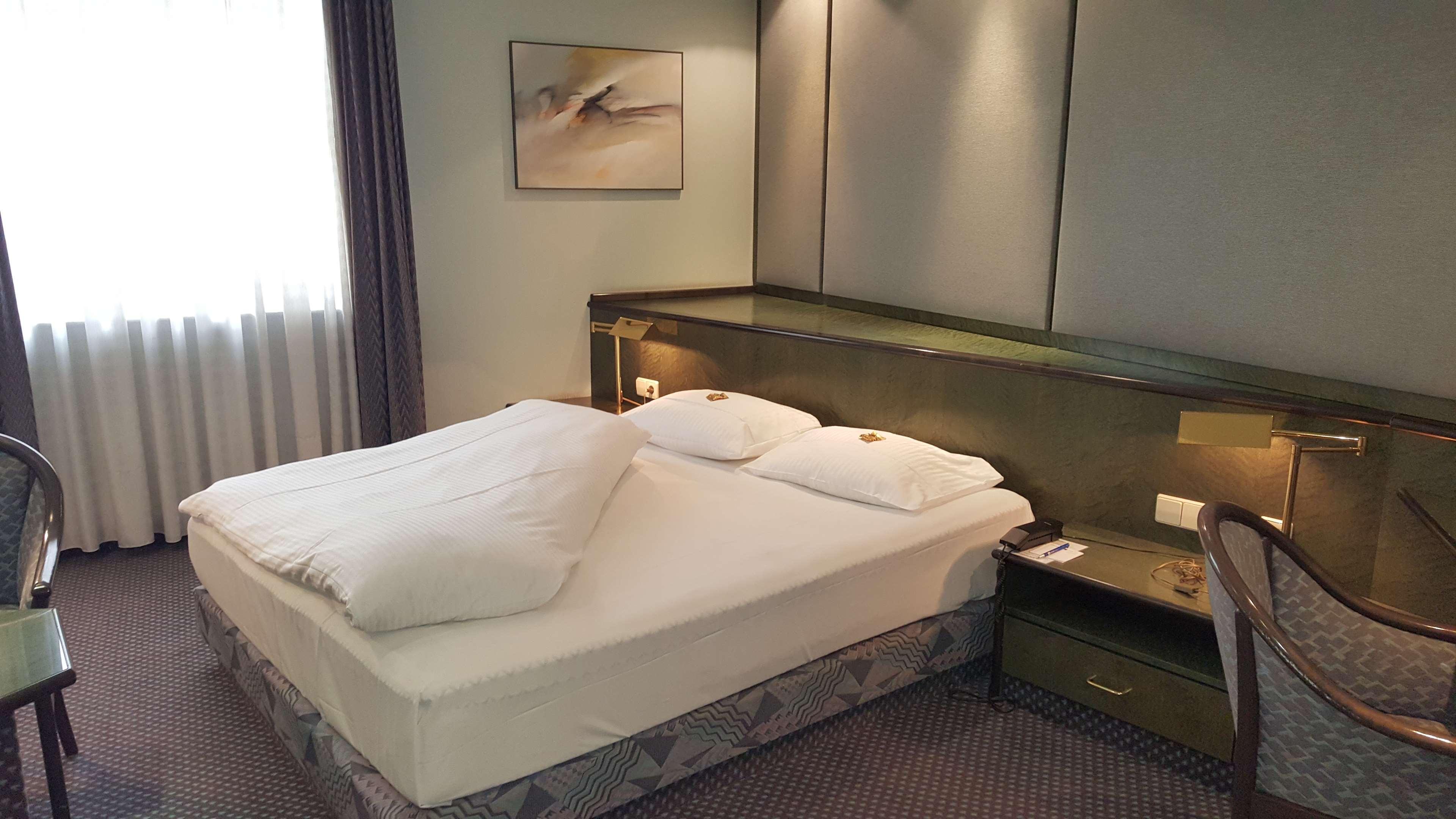 Messehotel Europe 4*